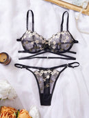 Conjunto de Lingerie Sexy com Bordado Floral – Amigável para a Pele