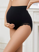 Kit com 3 Calcinhas Maternidade – Cintura Alta com  Acabamento em Renda para o Segundo e Terceiro Trimestre