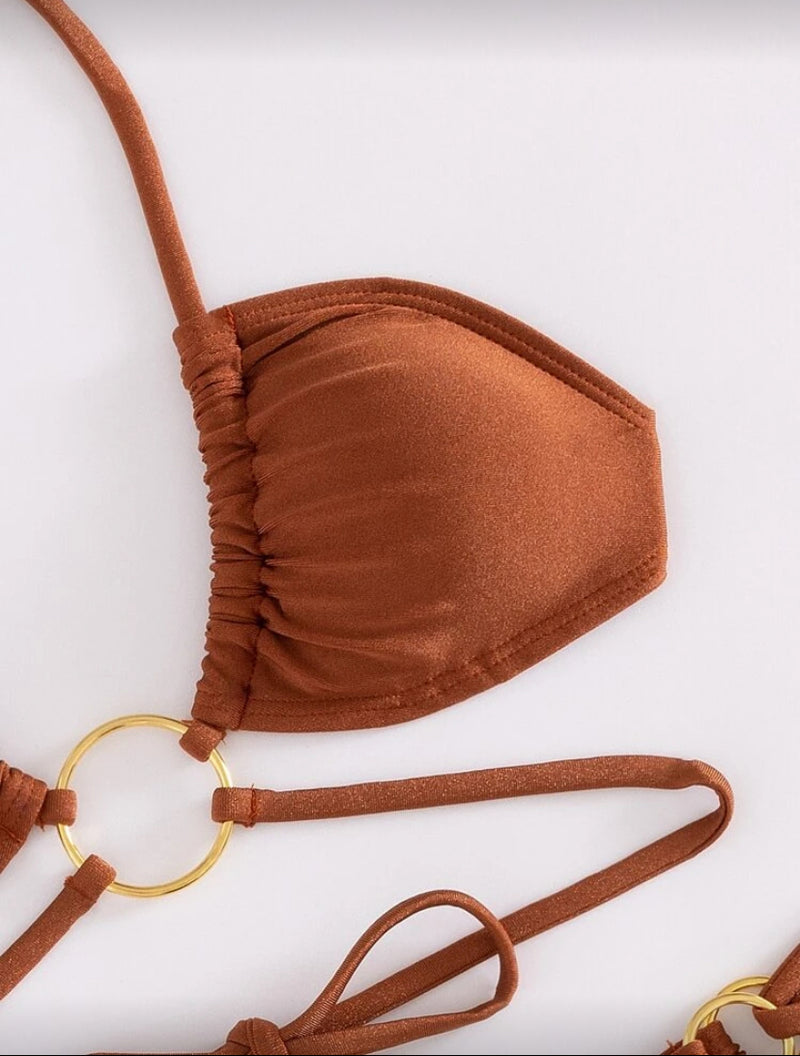 👙 Conjunto de Biquíni Feminino de 2 Peças – Detalhes Dourados e Tiras Ajustáveis para um Verão de Luxo