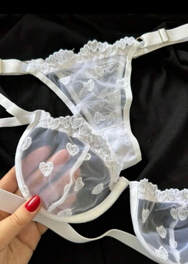 Conjunto de Lingerie Moda Íntima Gringa – Tule Bordado com Corações
