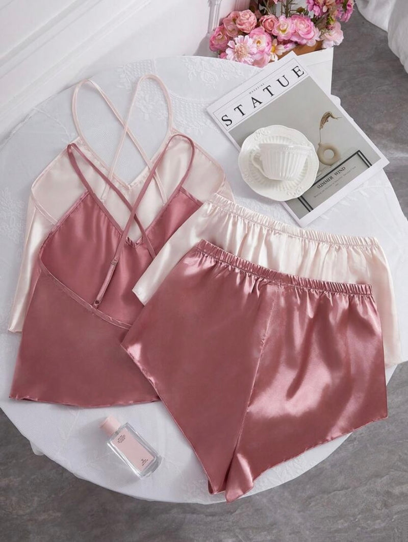 Compre 1 LEVE 2 Conjuntos de Pijama – Seda Sintética com Costas Abertas