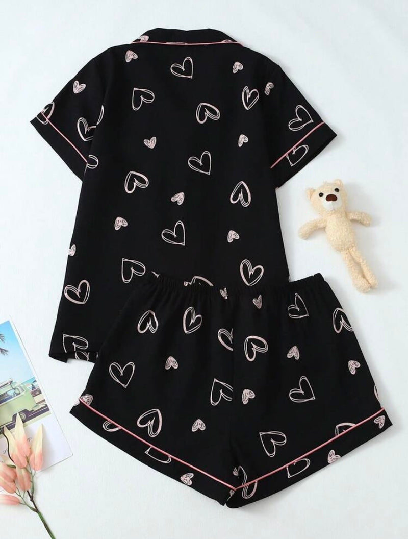 Conjunto de Pijama Feminino com Estampa de Coração – Camisa de Manga Curta + Shorts
