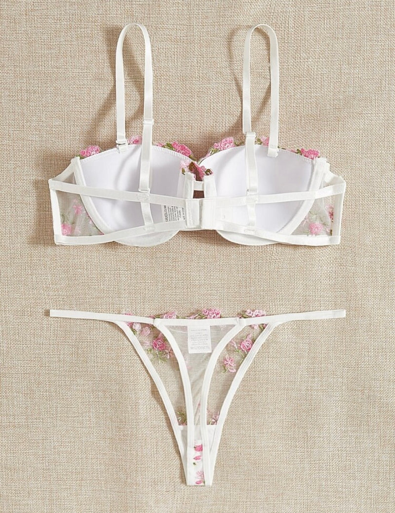 FloralLove – Conjunto de Lingerie com Sutiã com Aro e Bordado Floral