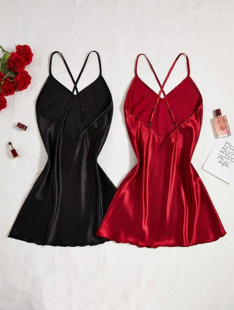 Compre 1 LEVE 2 Camisola em Cetim macio e brilhante com Alças Cruzadas – Cor Sólida