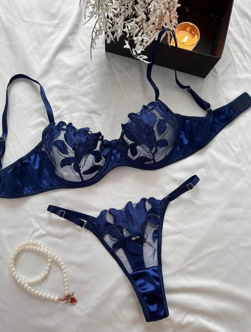Conjunto de Lingerie em Tule Bordado – 2 Peças