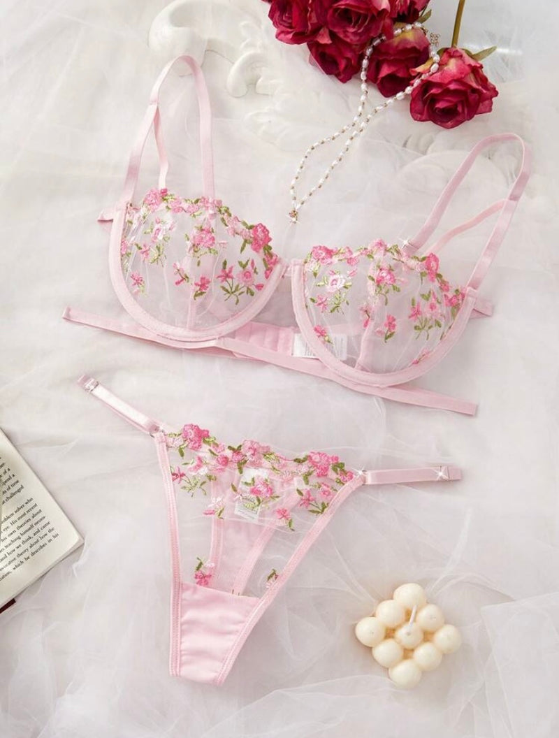 Conjunto de Lingerie Sexy em Tule com Bordado Floral