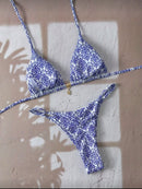 👙 Swim Mod Conjunto de Biquíni – Alça Fina com Detalhe em Metal e Calcinha Tipo Tanga