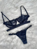 Conjunto de Lingerie Sexy Gringa – Sutiã Meia Taça com Aro + Calcinha Regulável