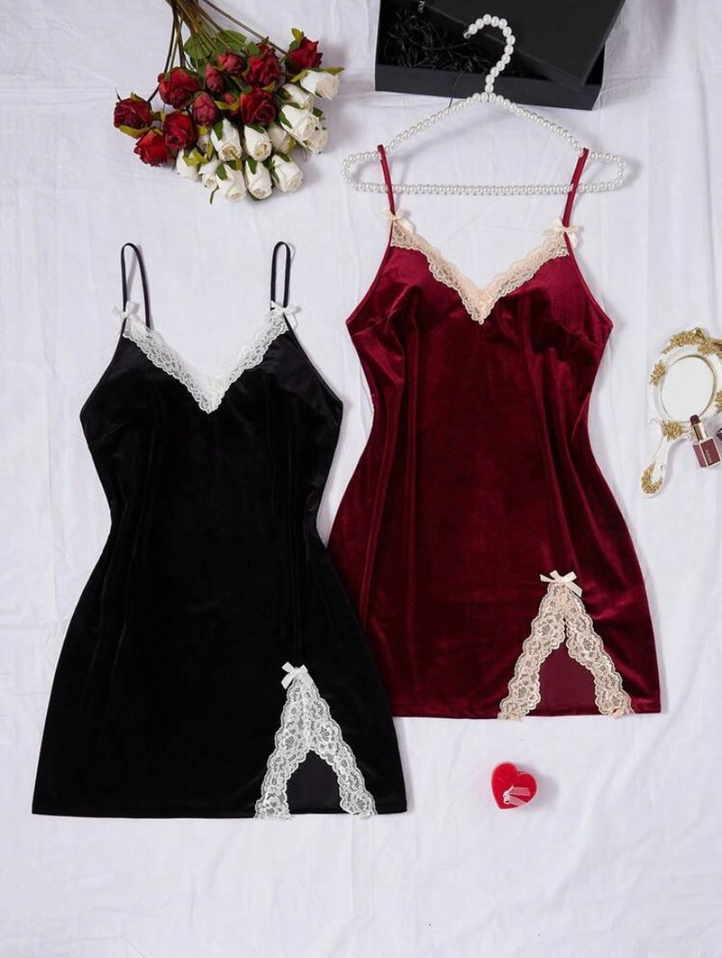 Compre 1 LEVE 2  Camisolas de Veludo com Renda – Alças de Espaguete