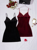 Compre 1 LEVE 2  Camisolas de Veludo com Renda – Alças de Espaguete